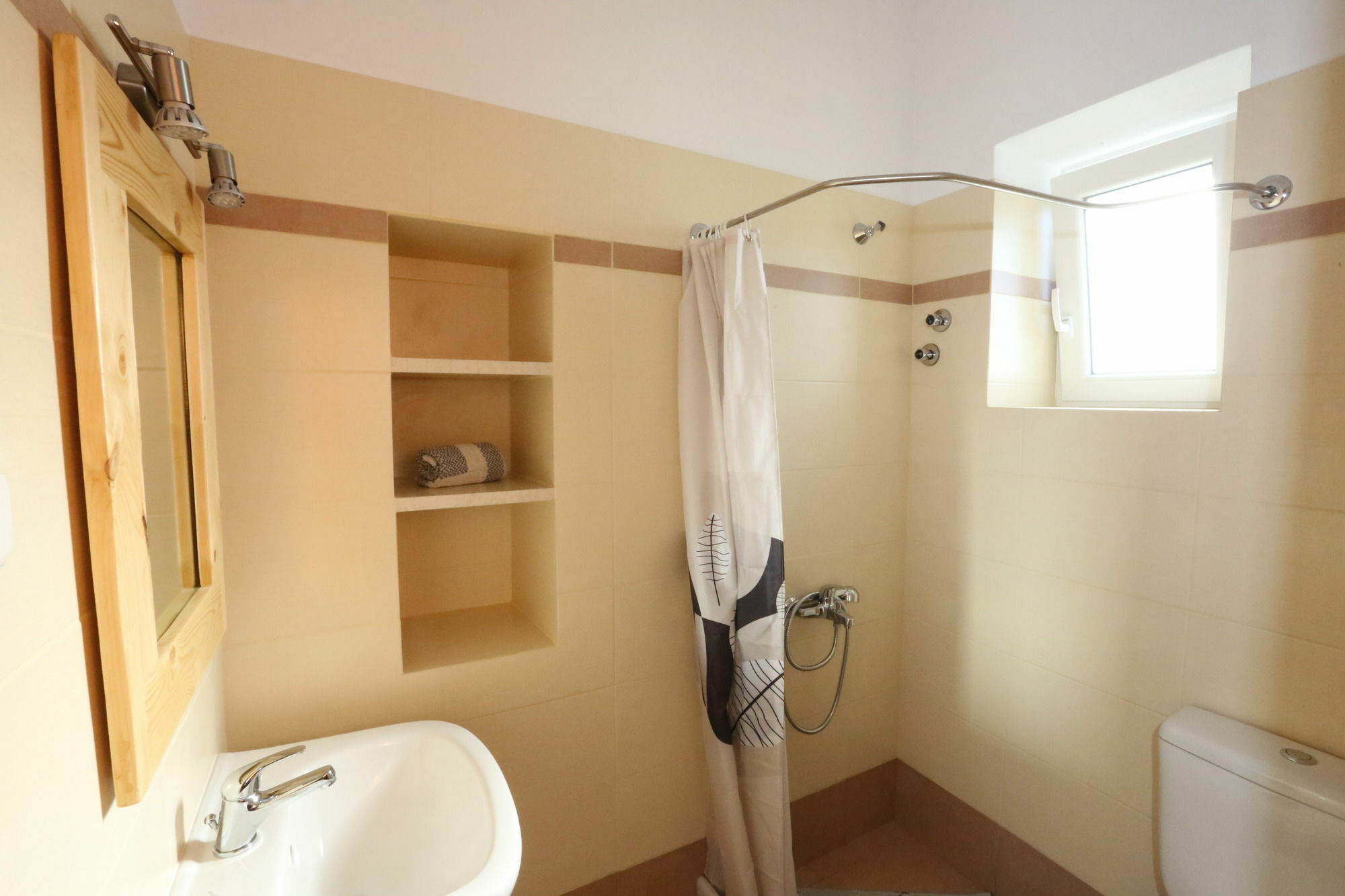 Oasis Rooms & Studios In Galissas Extérieur photo