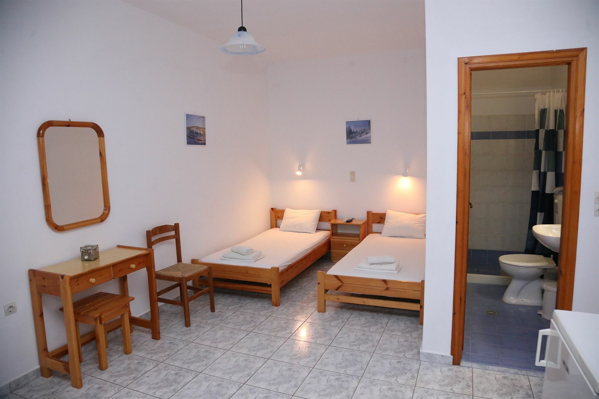 Oasis Rooms & Studios In Galissas Extérieur photo