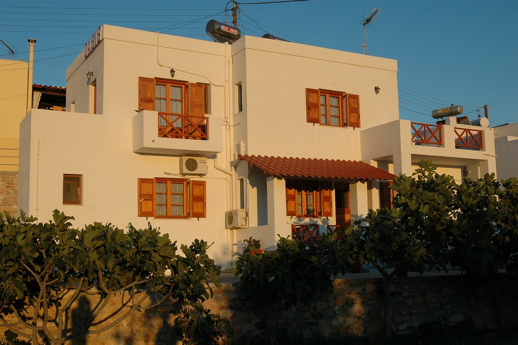 Oasis Rooms & Studios In Galissas Extérieur photo