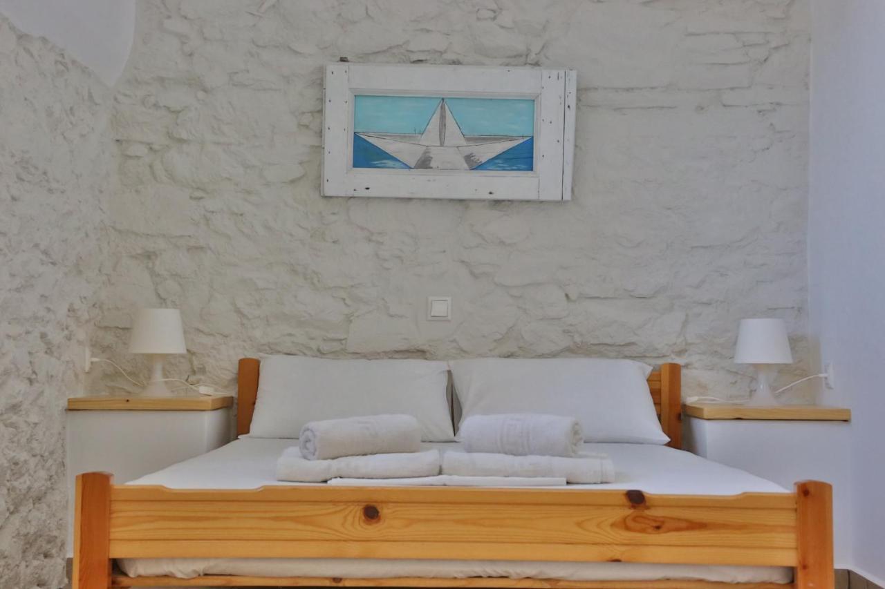 Oasis Rooms & Studios In Galissas Extérieur photo